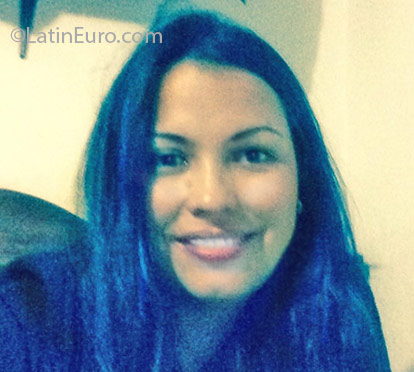 Date this georgeous Colombia girl Married-Not Available from  CO18799