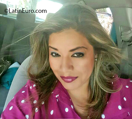 Date this charming Panama girl Jackeline from Panama City PA941