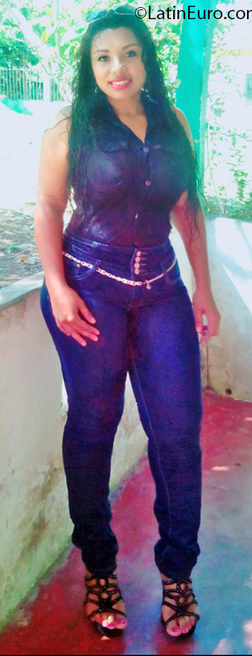 Date this happy Honduras girl Karen from La Ceiba HN2107