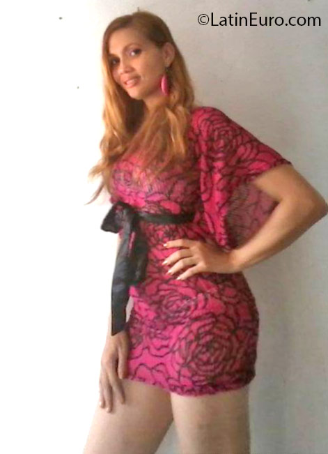 Date this sensual Dominican Republic girl Ivette from Santo Domingo DO25416