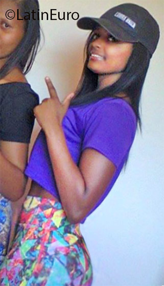 Date this athletic Brazil girl Daiana from Vila Velha BR9637