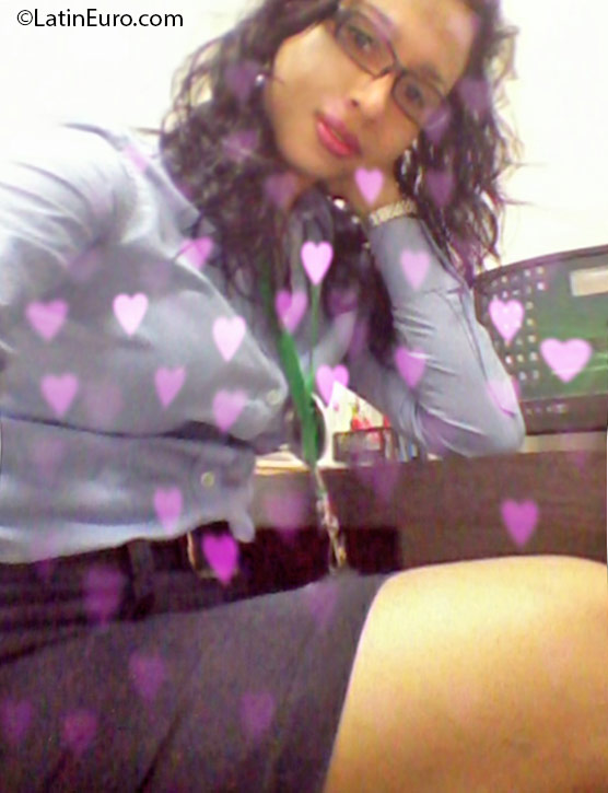 Date this tall Honduras girl Sandra from San Pedro Sula HN2125