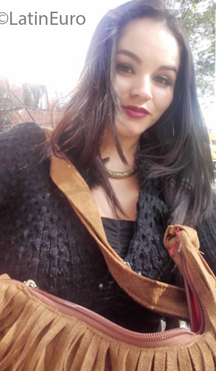 Date this hot Colombia girl Paula from Medellin CO21701