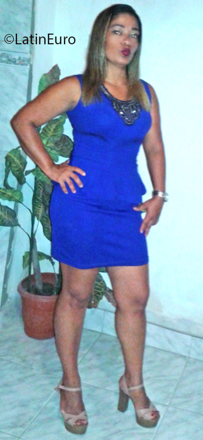 Date this gorgeous Brazil girl Kamila from Recife BR9652