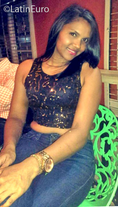 Date this cute Dominican Republic girl Katy from San Francisco De Macoris DO25792