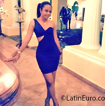 Date this athletic Dominican Republic girl Arnety from Santo Domingo DO25818