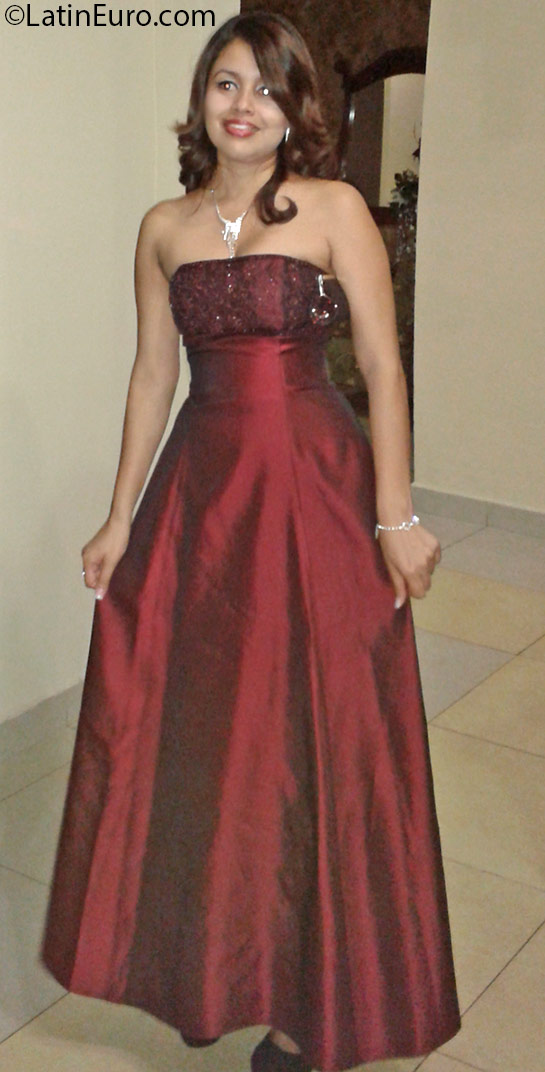 Date this pretty Honduras girl Jessica from San Pedro Sula HN2191