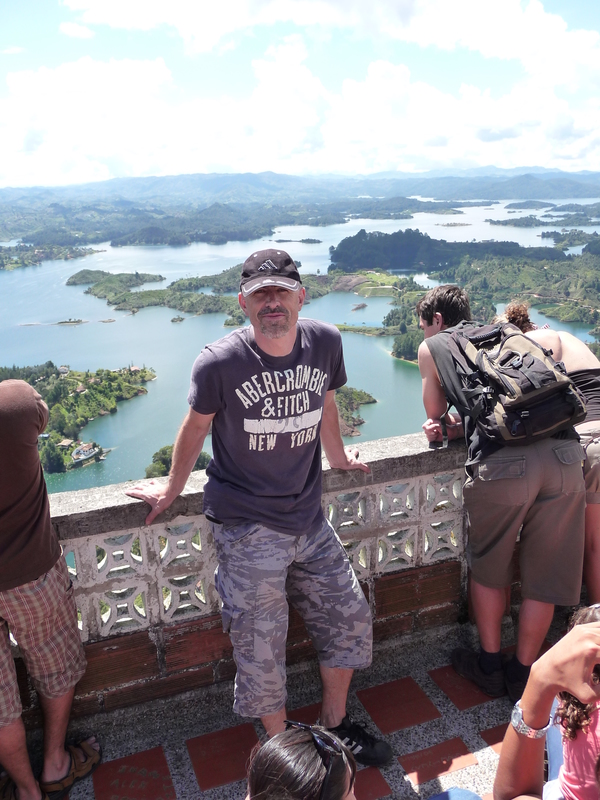 Date this fun Dominican Republic man Nosvemos from  GB876