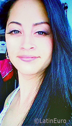 Date this exotic Colombia girl Dulce from Bogota CO19009