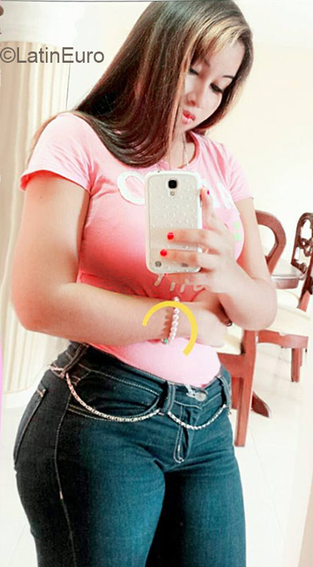 Date this funny Dominican Republic girl Millie Estrella from Santo Domingo DO25979