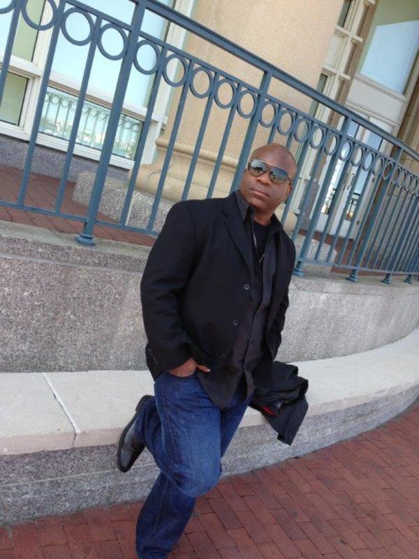 Date this young United States man Toppy04 from Dallas US17417