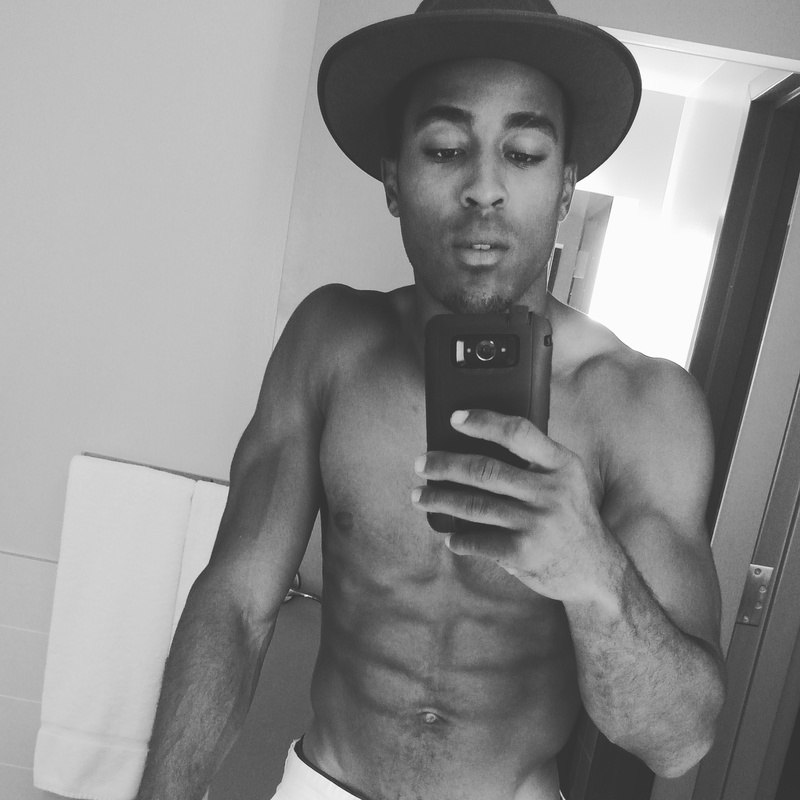 Date this tall United States man Giovanni from Miami US17422