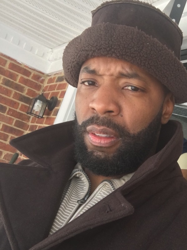 Date this funny United States man Hassan from Washington US17458