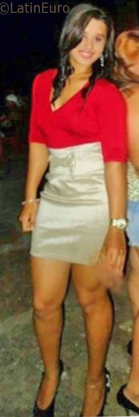 Date this hot Brazil girl Alica from Teresina BR9711