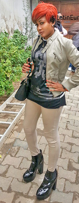 Date this beautiful United States girl Sonia from New York City US17468