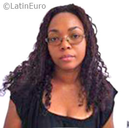 Date this good-looking United States girl Creuza from Pompano Beach US17497