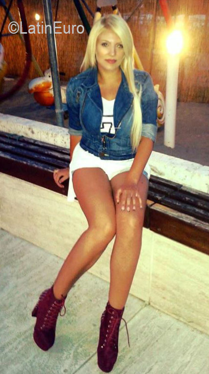 Date this young Spain girl Tuvidasecreta from Barcelona ES355