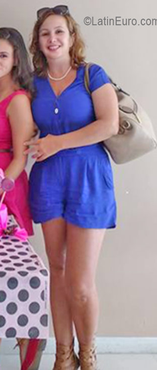 Date this happy Brazil girl Maribel from Florianopolis BR9736