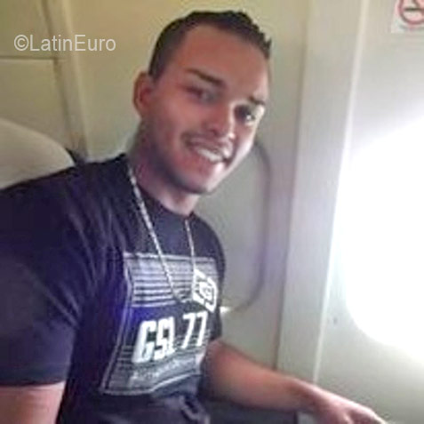 Date this hot Venezuela man Gregory from Aragua VE719