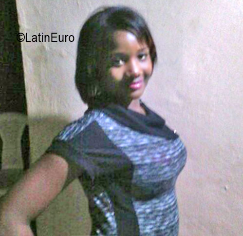 Date this hot Dominican Republic girl Yuli from Santo Domingo DO26351