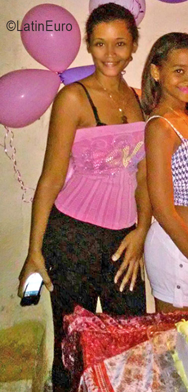 Date this sensual Dominican Republic girl Masciel from Santo Domingo DO26388