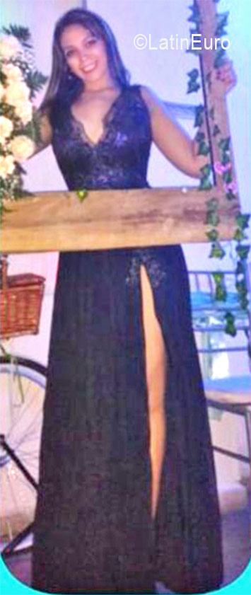 Date this lovely Colombia girl Natalia rios from Medellin CO19383