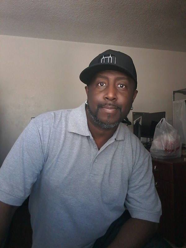 Date this cute United States man Firstliight from Moreno Valley US17573