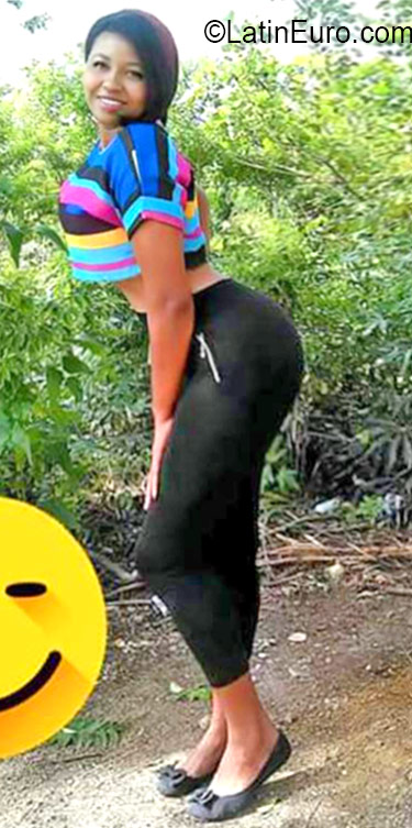 Date this funny Dominican Republic girl Maria N from Santo Domingo DO26538