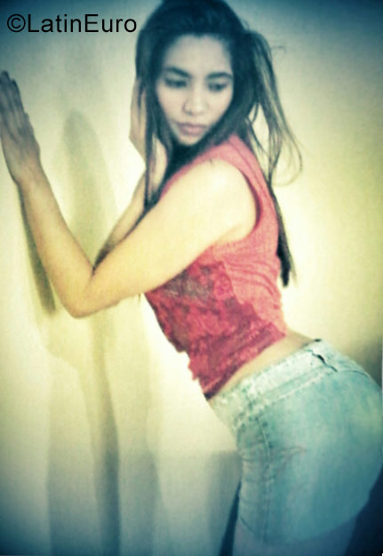 Date this tall Colombia girl Diana from Bogota CO19589