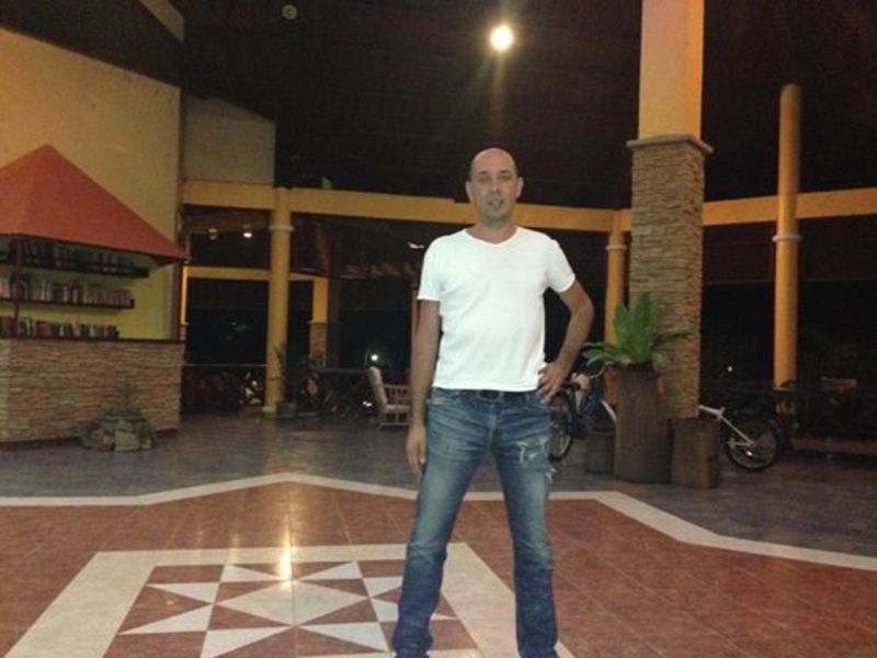 Date this nice looking Italy man Stefano from Genova IT281