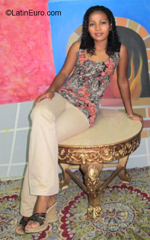 Date this cute Honduras girl Eileen from Tocoa HN2283