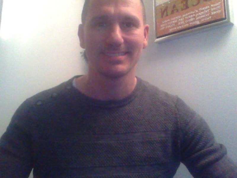 Date this attractive Denmark man Sam michael from Ishøj DK136