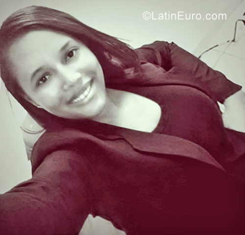 Date this cute Dominican Republic girl Mabel from Santo Domingo DO26813