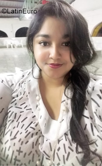 Date this nice looking Honduras girl YOLIBETH from San Pedro Sula HN2294