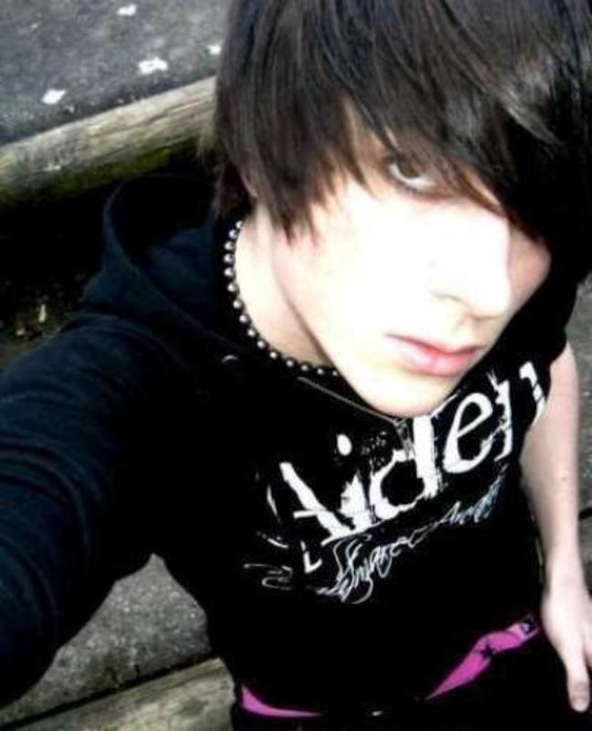 Date this sultry Costa Rica man Manuel from San Jose CR335