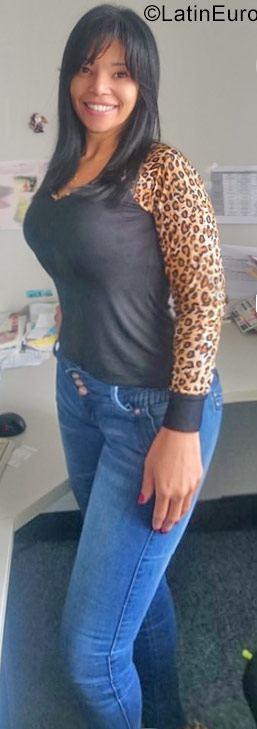 Date this tall Venezuela girl Rosa from Caracas VE816