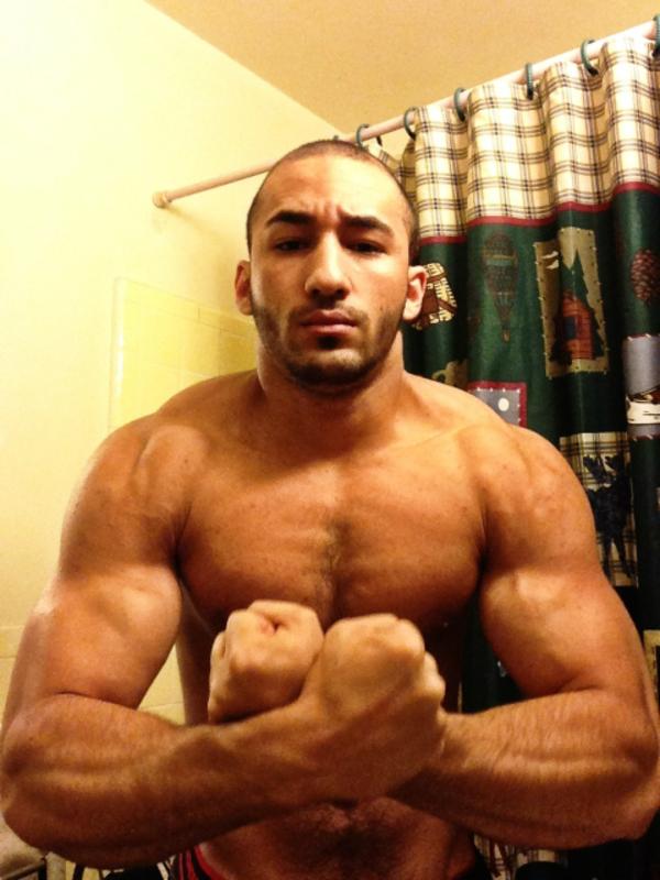 Date this voluptuous United Kingdom man Mkc from London GB896