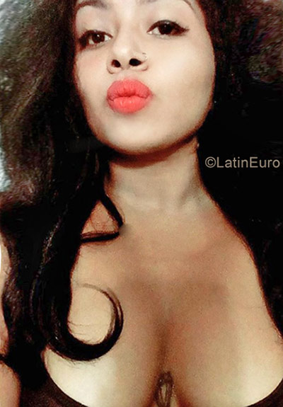 Date this exotic Colombia girl Vanessa from Bogota CO19827