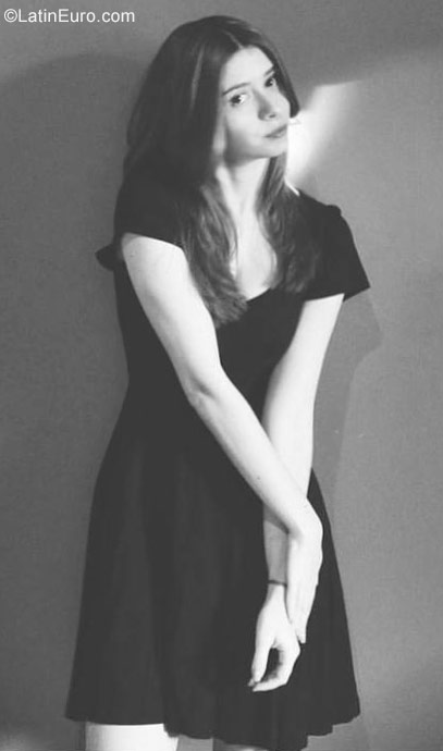 Date this georgeous Brazil girl Barbara from Cabo Frio BR9846