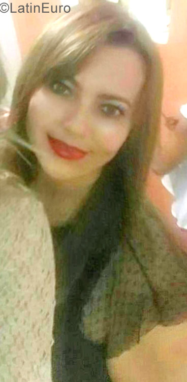 Date this stunning Brazil girl Clara from Natal BR9850