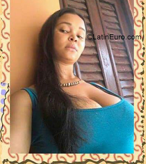 Date this beautiful Dominican Republic girl Jacquelin from Santo Domingo DO27160