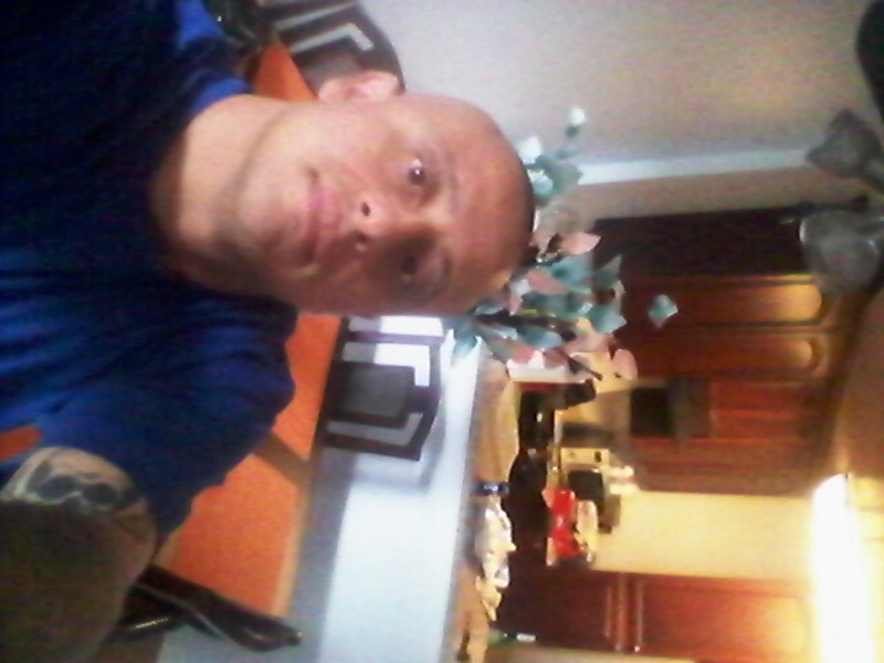 Date this sultry United States man Enrique from Los Angeles US17793