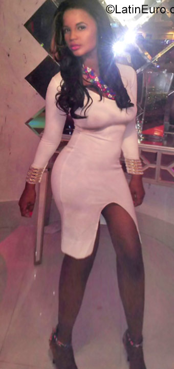 Date this young Dominican Republic girl Romey from Santo Domingo DO40251