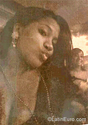 Date this funny Dominican Republic girl Penelope from La Romana DO27376