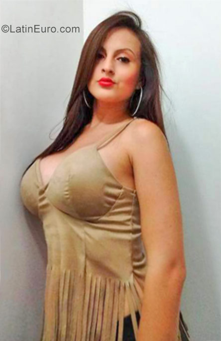 Date this cute Colombia girl Pamela from Cali CO20272