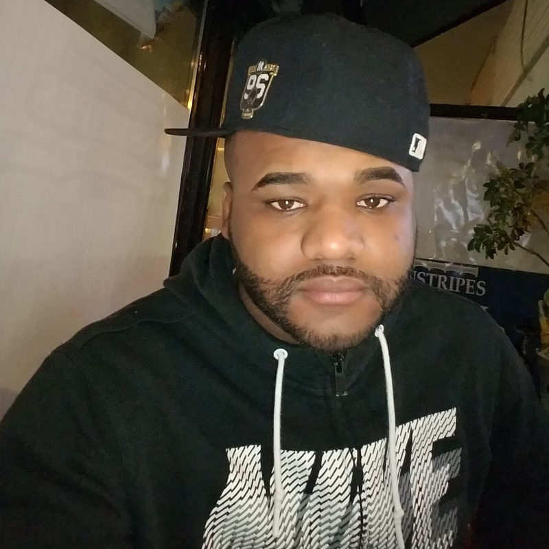 Date this happy United States man Ed___wins from Bronx US17863