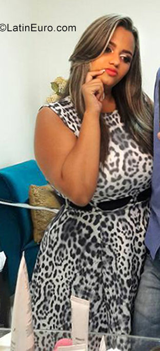 Date this nice looking Brazil girl Jerica from Governado valadares BR9927