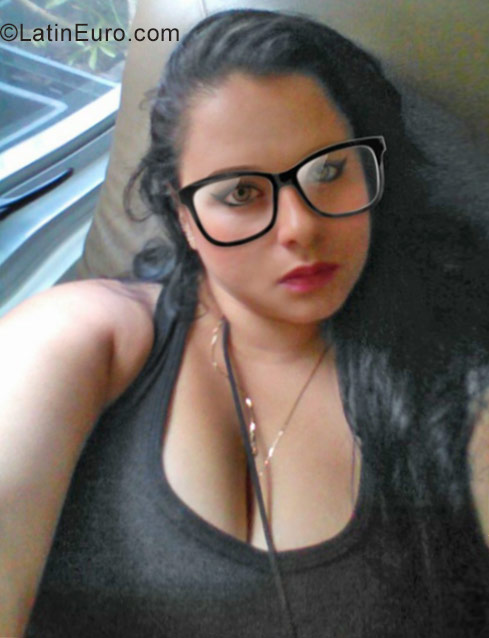 Date this stunning Colombia girl Marcela from Medellin CO20719