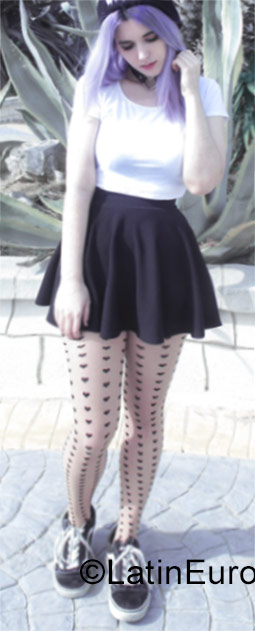 Date this charming Colombia girl Yuriz from Bogota CO20796