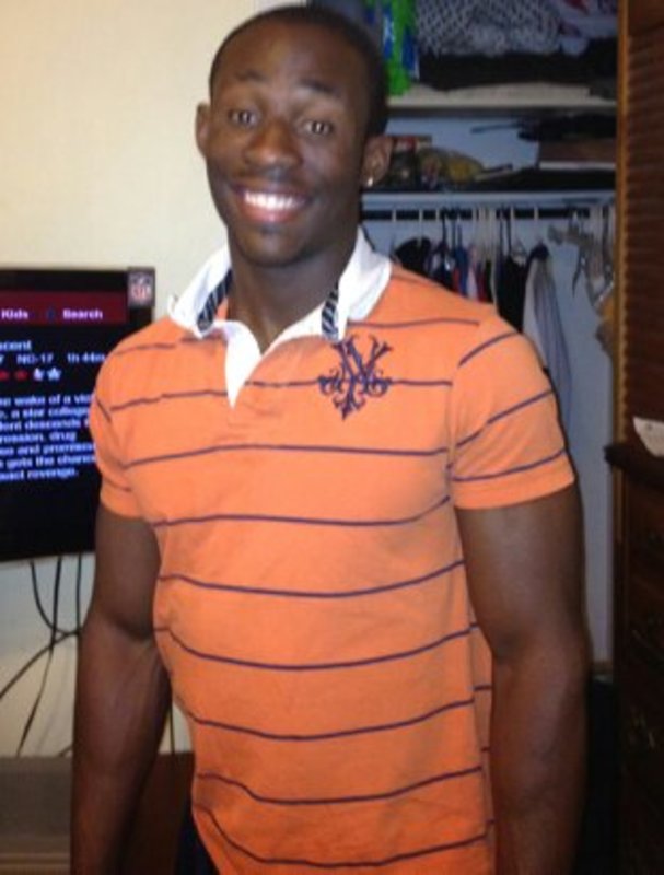 Date this nice looking United States man Smilyface from Everett US17997